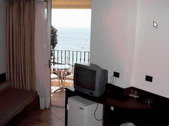 Thalassa Hotel Loutra Edipsou  Ruang foto